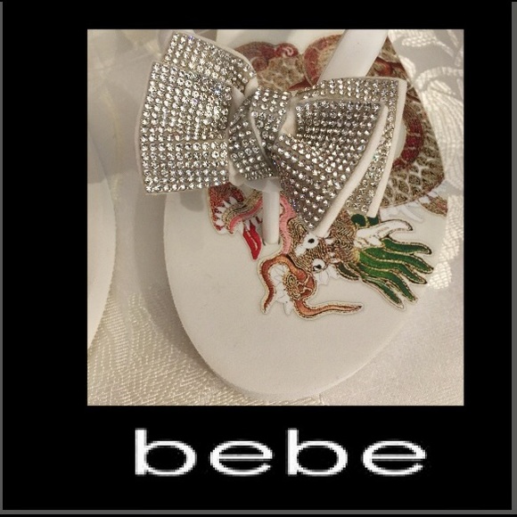 🌹LAST ONE Bebe•Addie White Crystal Bow Thong - Picture 2 of 6